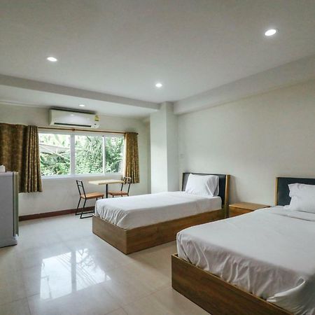 Dd Place Suphan Buri Luaran gambar