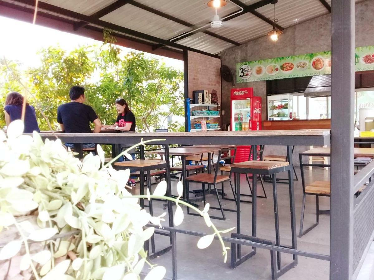 Dd Place Suphan Buri Luaran gambar
